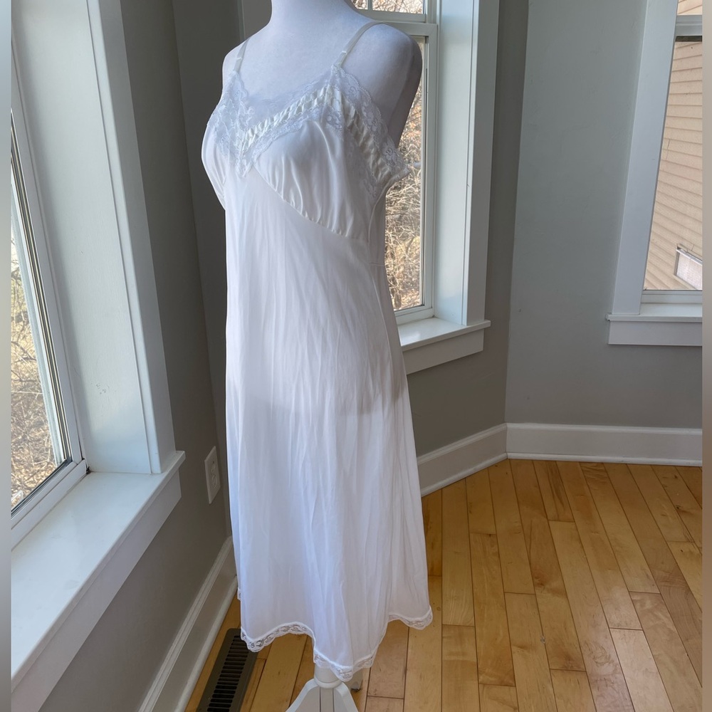 Vintage Met Lin White Lace Chemise Nightgown Slip Dress Size 36 Medium - Picture 8 of 12